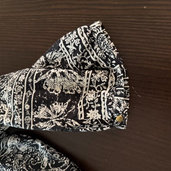 black and white top 2X - Picture 3 of 3